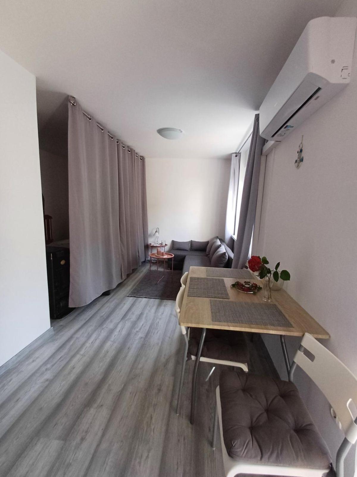 Apartment Nakit Kanal Exterior photo